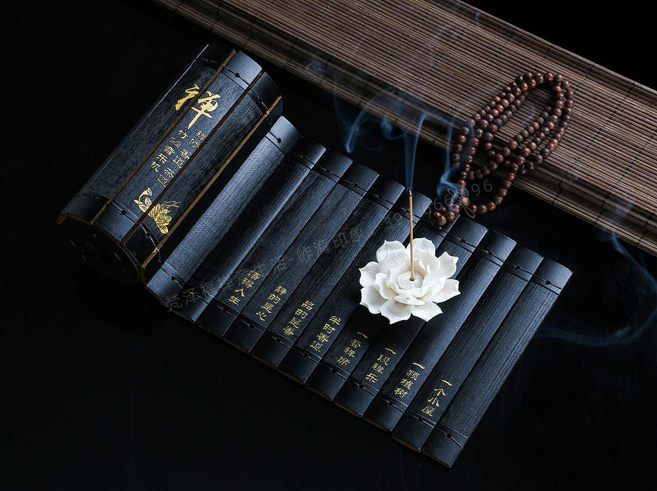 匠心光影 古典音樂(lè)機(jī)、茶香雅器與護(hù)膚品的藝術(shù)攝影